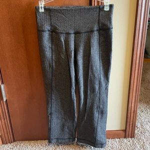 Lululemon crops